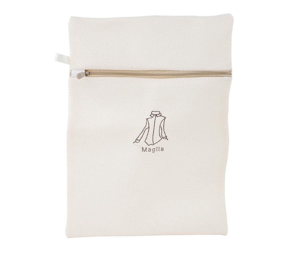 Mesh laundry bag for delicates